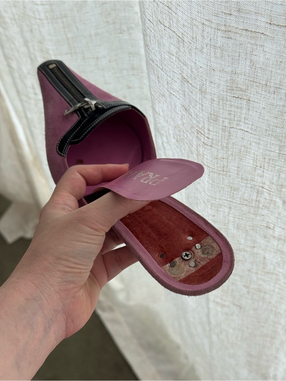 Prada Vintage Pink Suede Pointed Zip-Front Mules with Black Trim in Sz 38 - Picture 7 of 7
